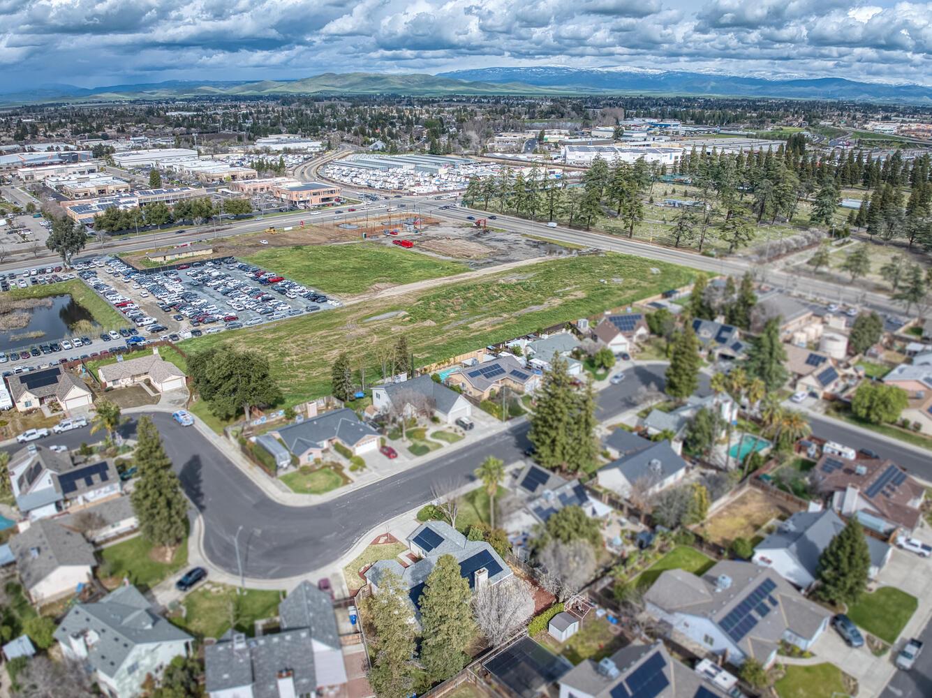 288 W Magill Ave, Clovis, CA 93612