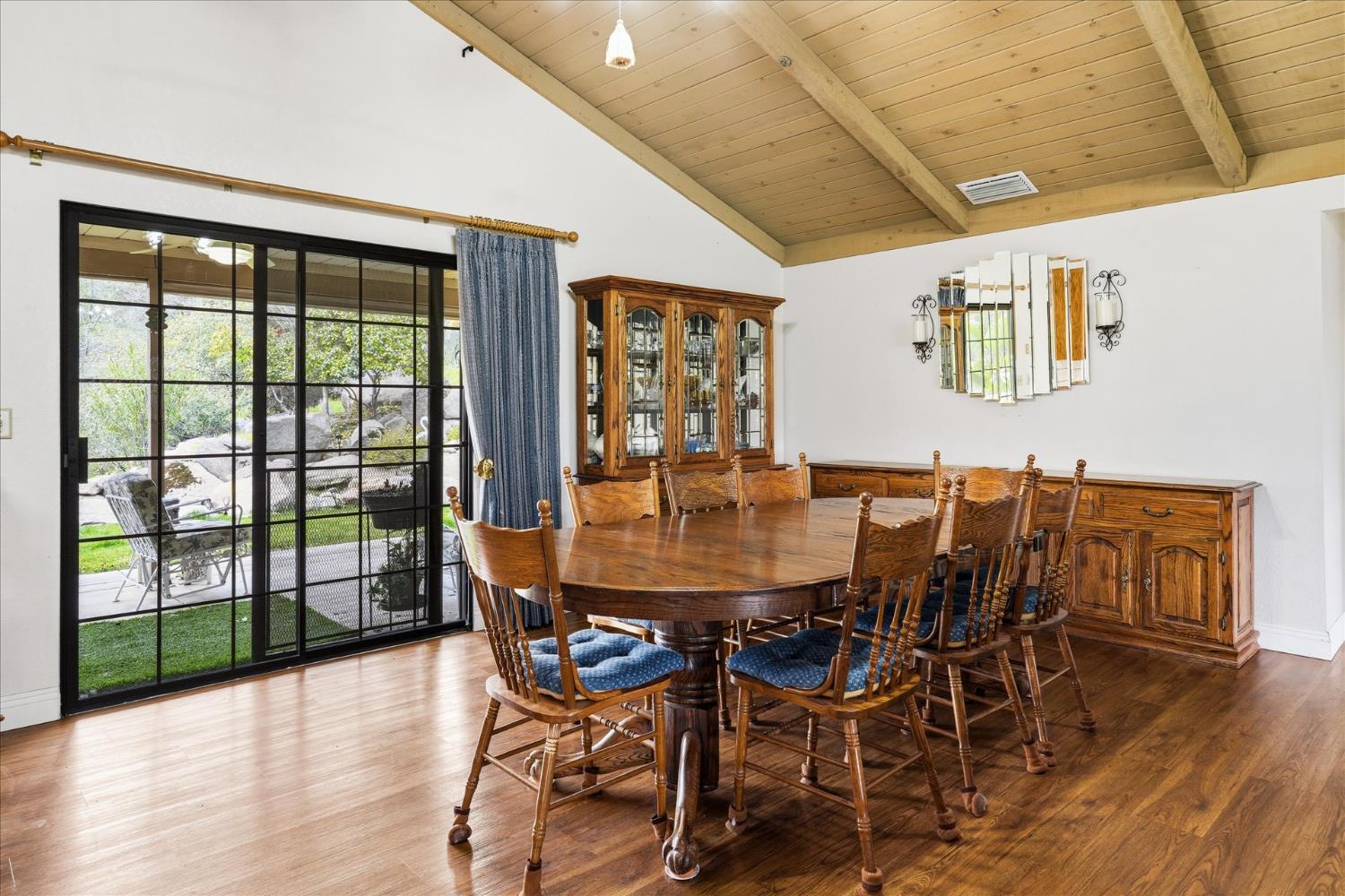 41900 Wild Horse Ct, Coarsegold, CA 93614