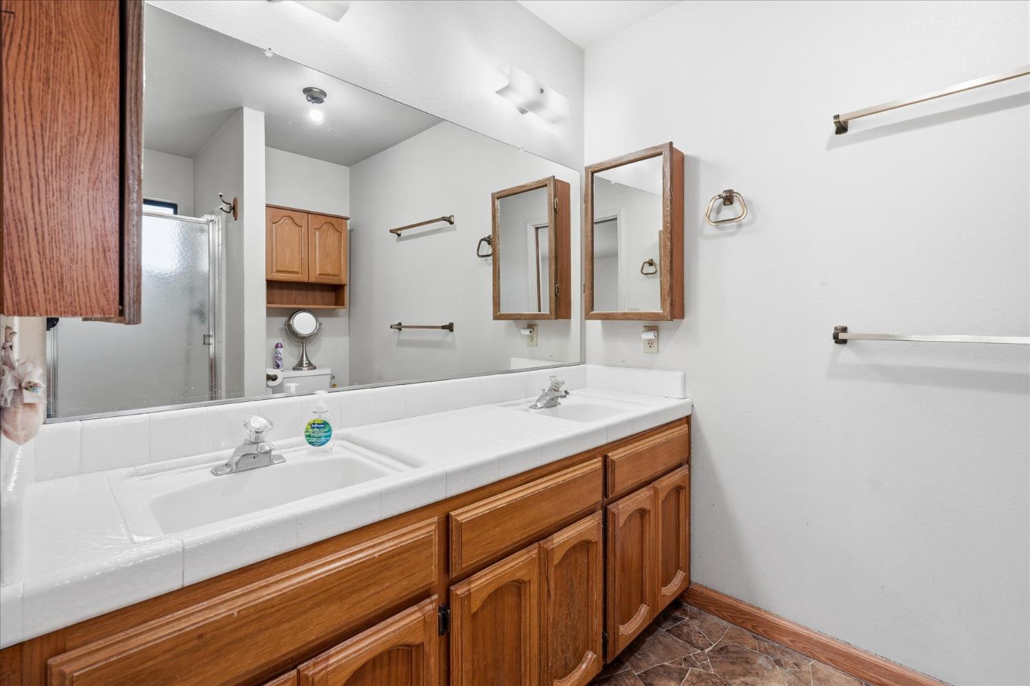 41900 Wild Horse Ct, Coarsegold, CA 93614