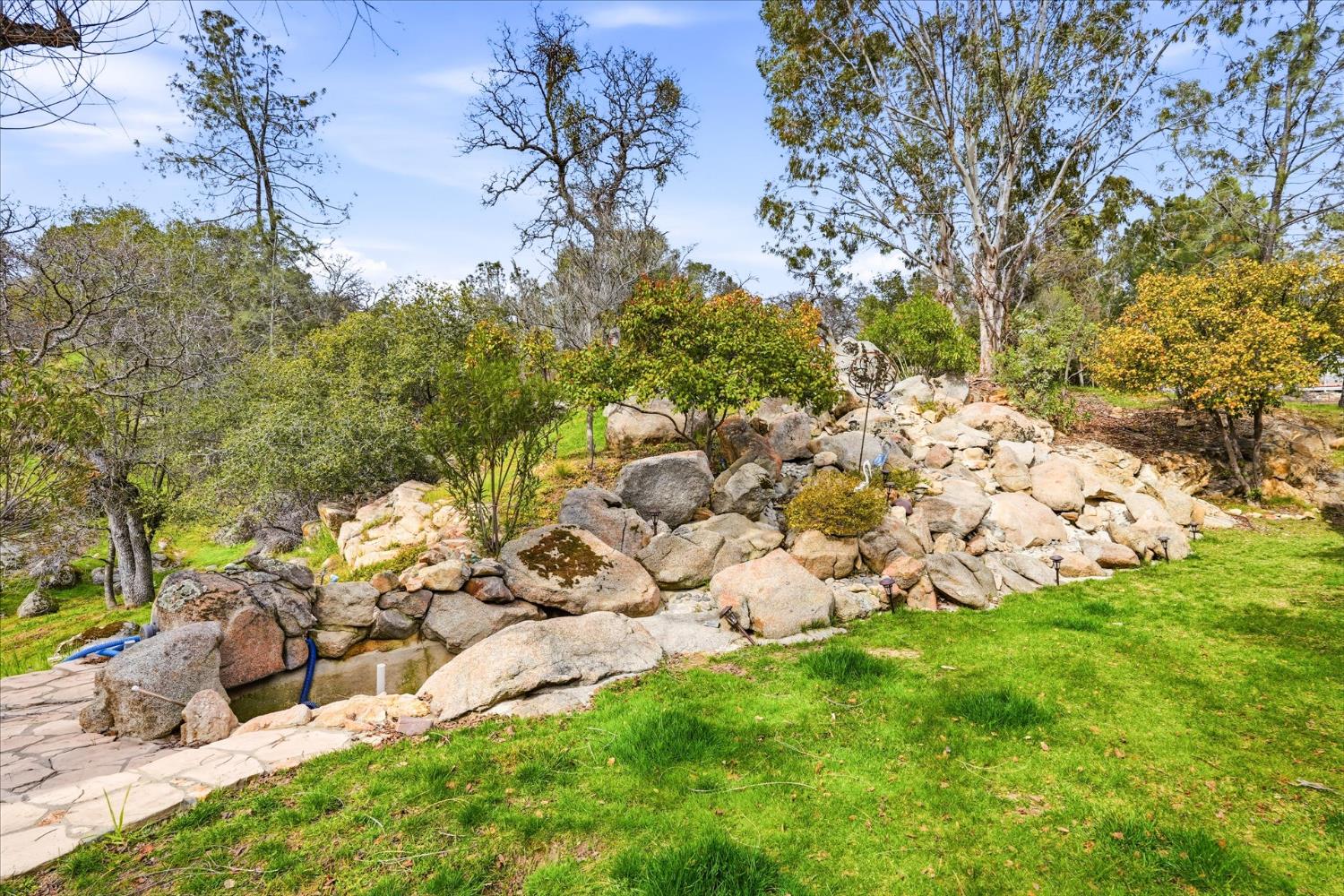 41900 Wild Horse Ct, Coarsegold, CA 93614