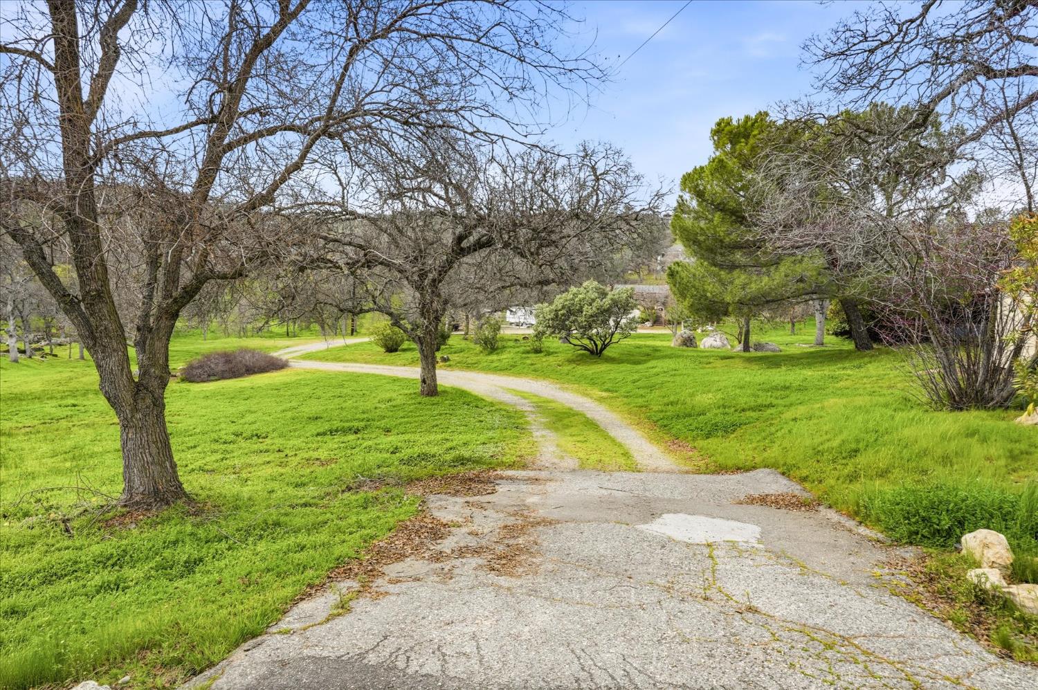 41900 Wild Horse Ct, Coarsegold, CA 93614