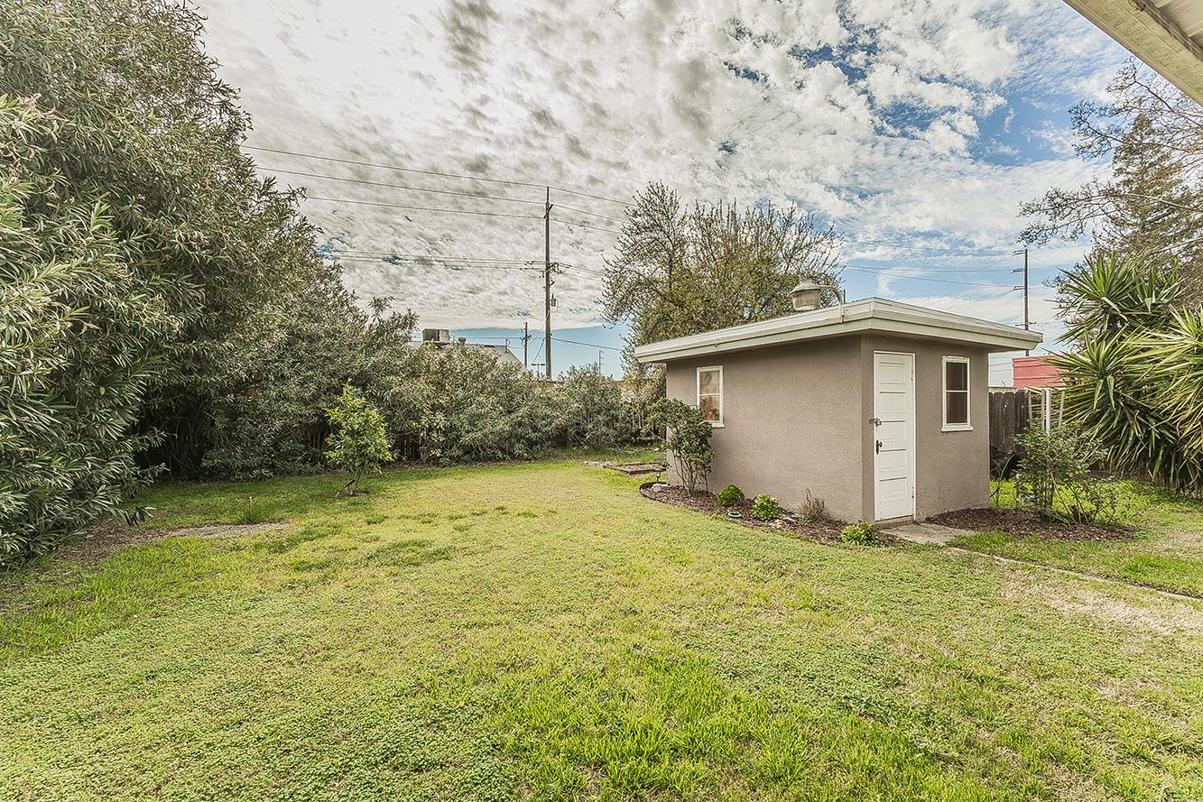 795 W Palm Ave, Reedley, CA 93654