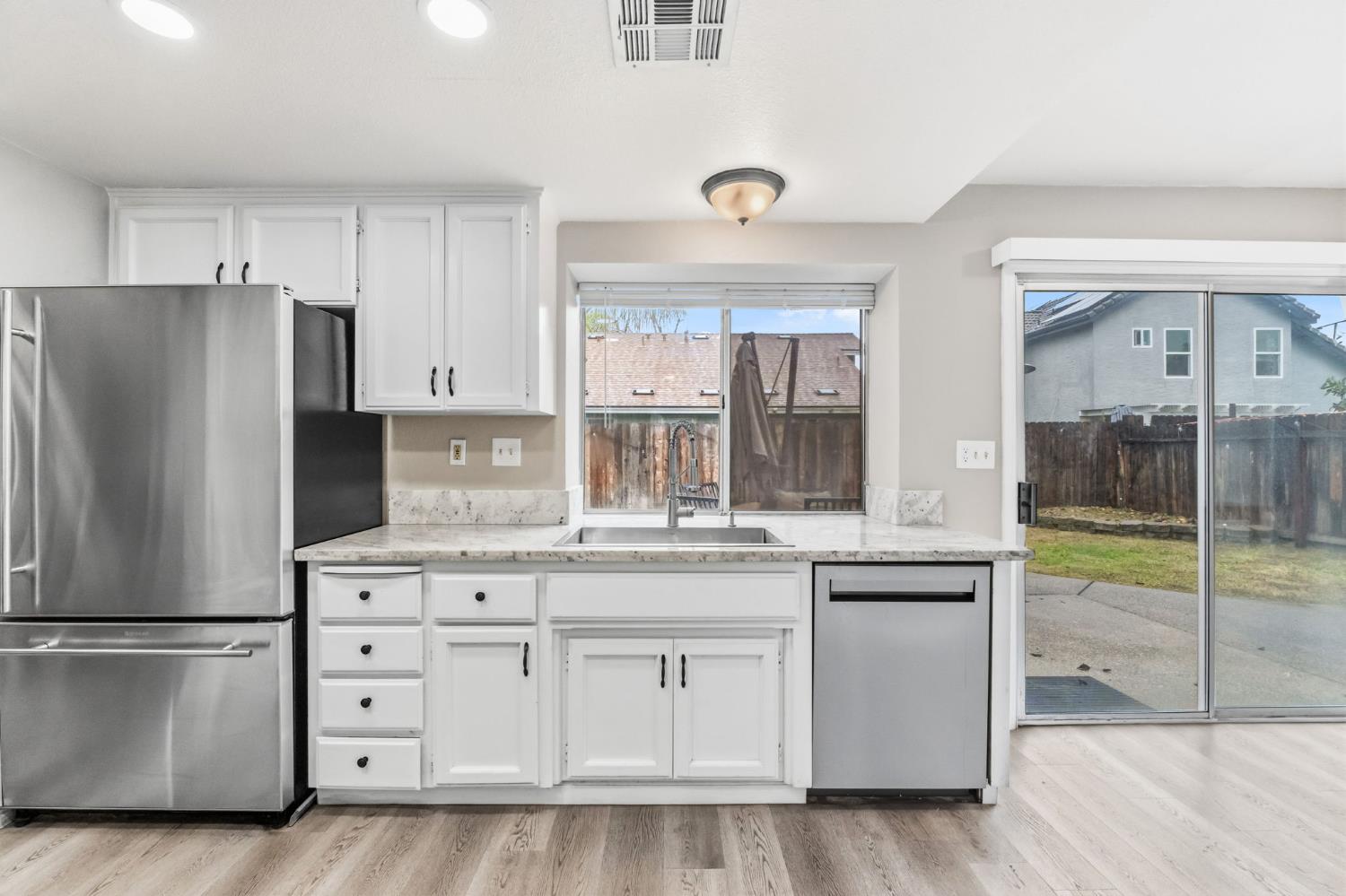 7305 N Woodrow, Fresno, CA 93720