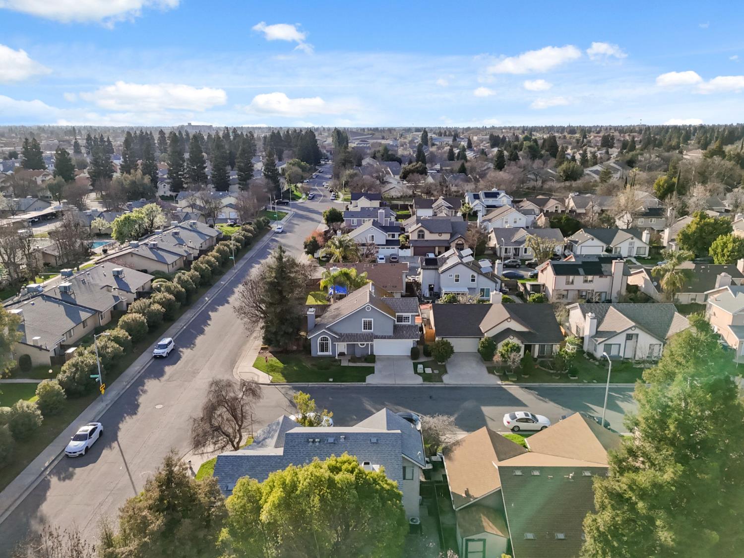 7305 N Woodrow, Fresno, CA 93720