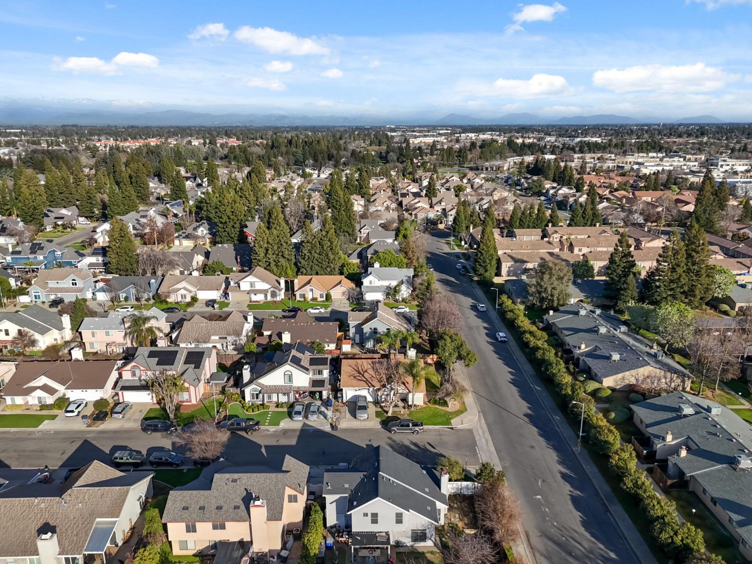 7305 N Woodrow, Fresno, CA 93720