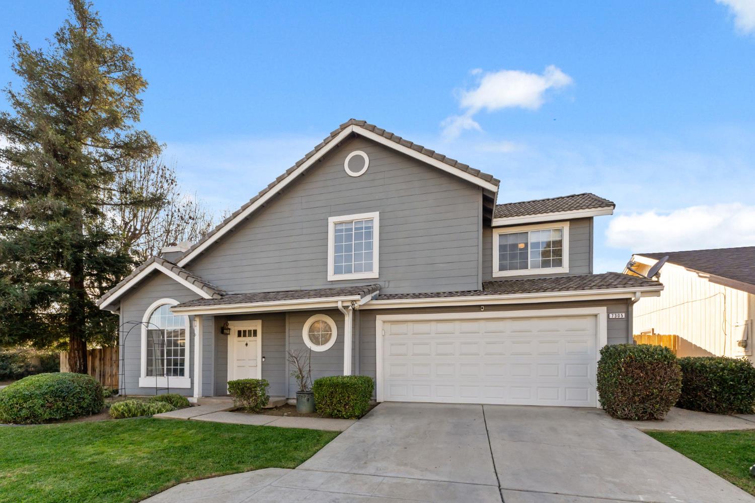 7305 N Woodrow, Fresno, CA 93720
