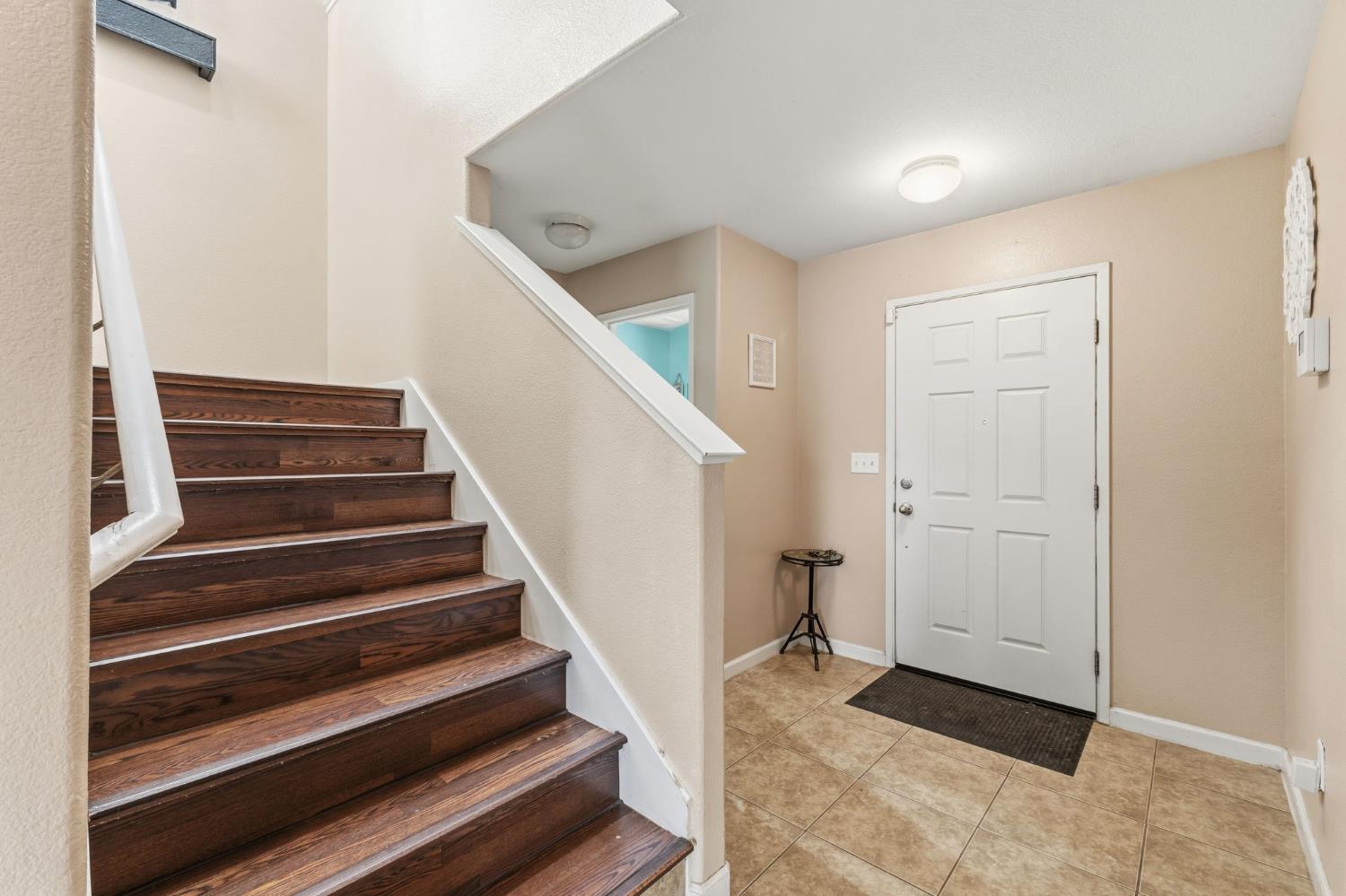 2355 S Rachel Ave, Fresno, CA 93725