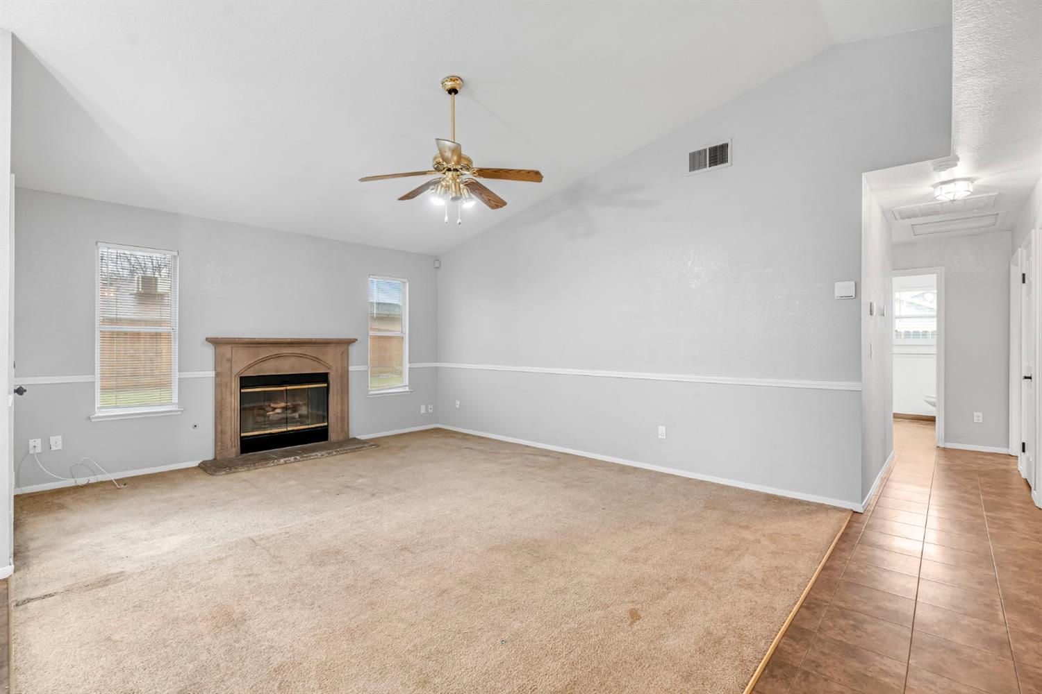 2273 N Mitre Ave, Fresno, CA 93722