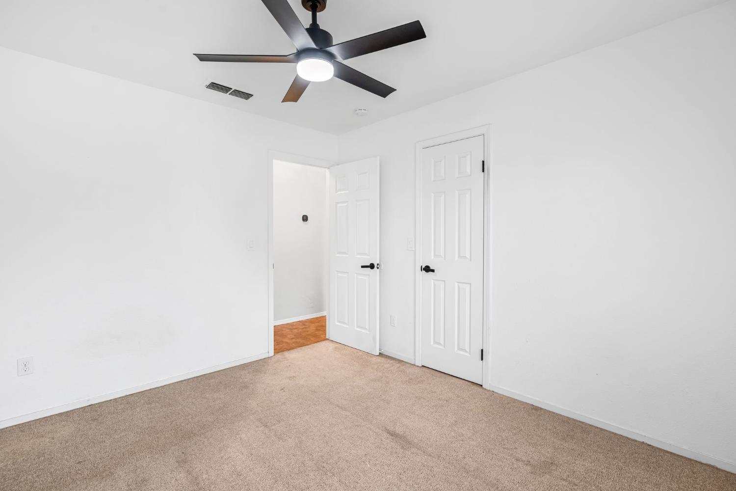 2273 N Mitre Ave, Fresno, CA 93722