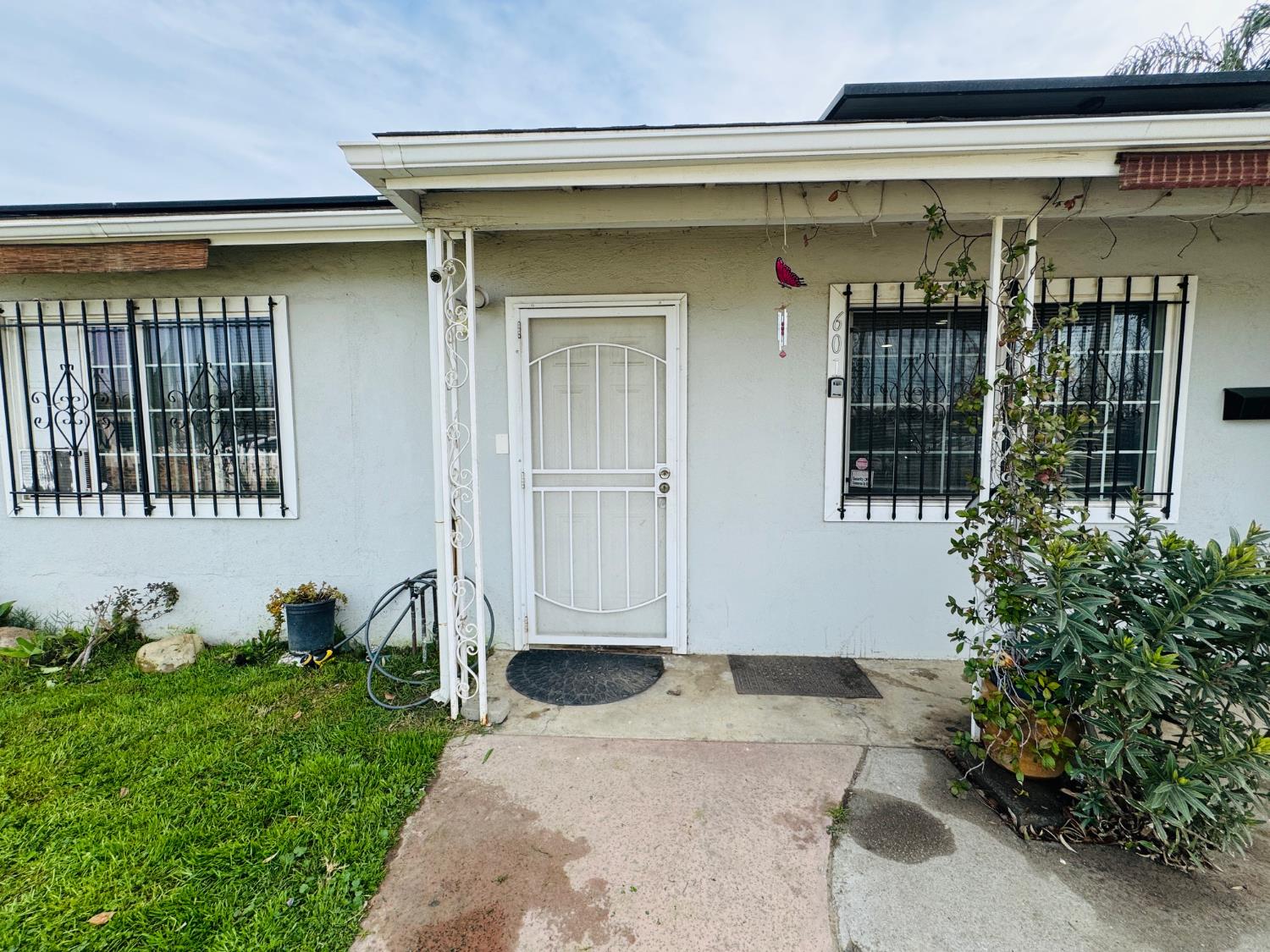 601 Mount Vernon, Bakersfield, CA 93307