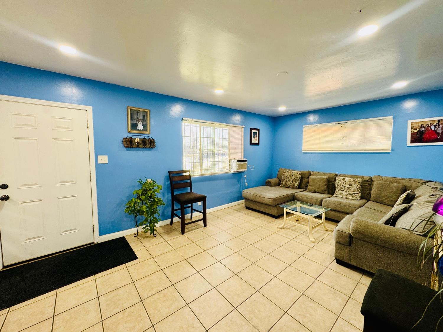 601 Mount Vernon, Bakersfield, CA 93307