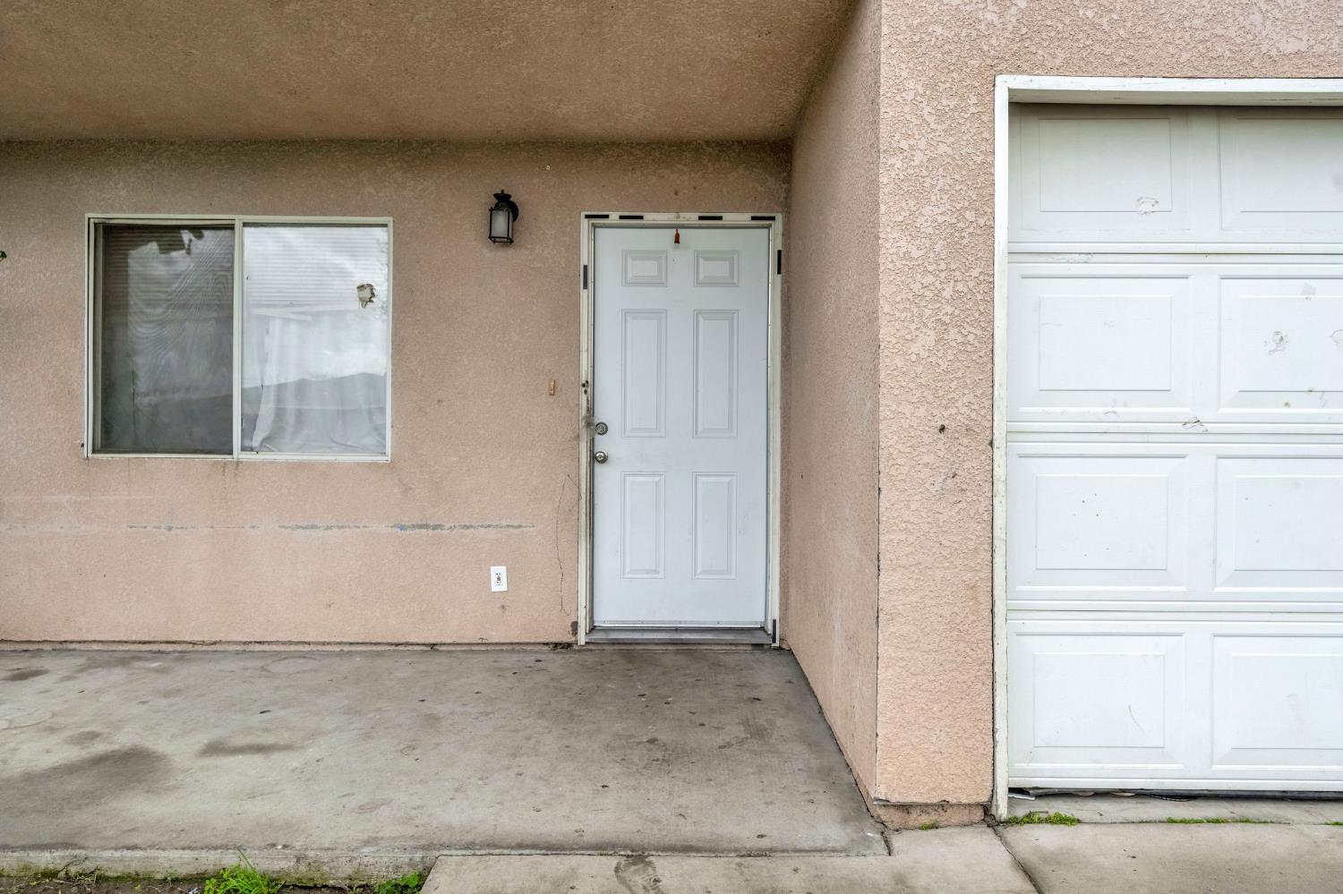 316 E Kaviland Ave, Fresno, CA 93706