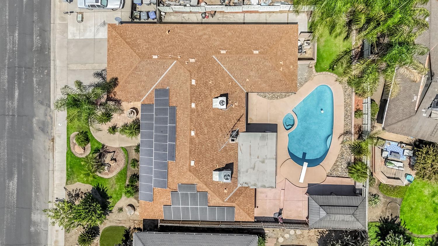 493 Timmy Ave, Clovis, CA 93612