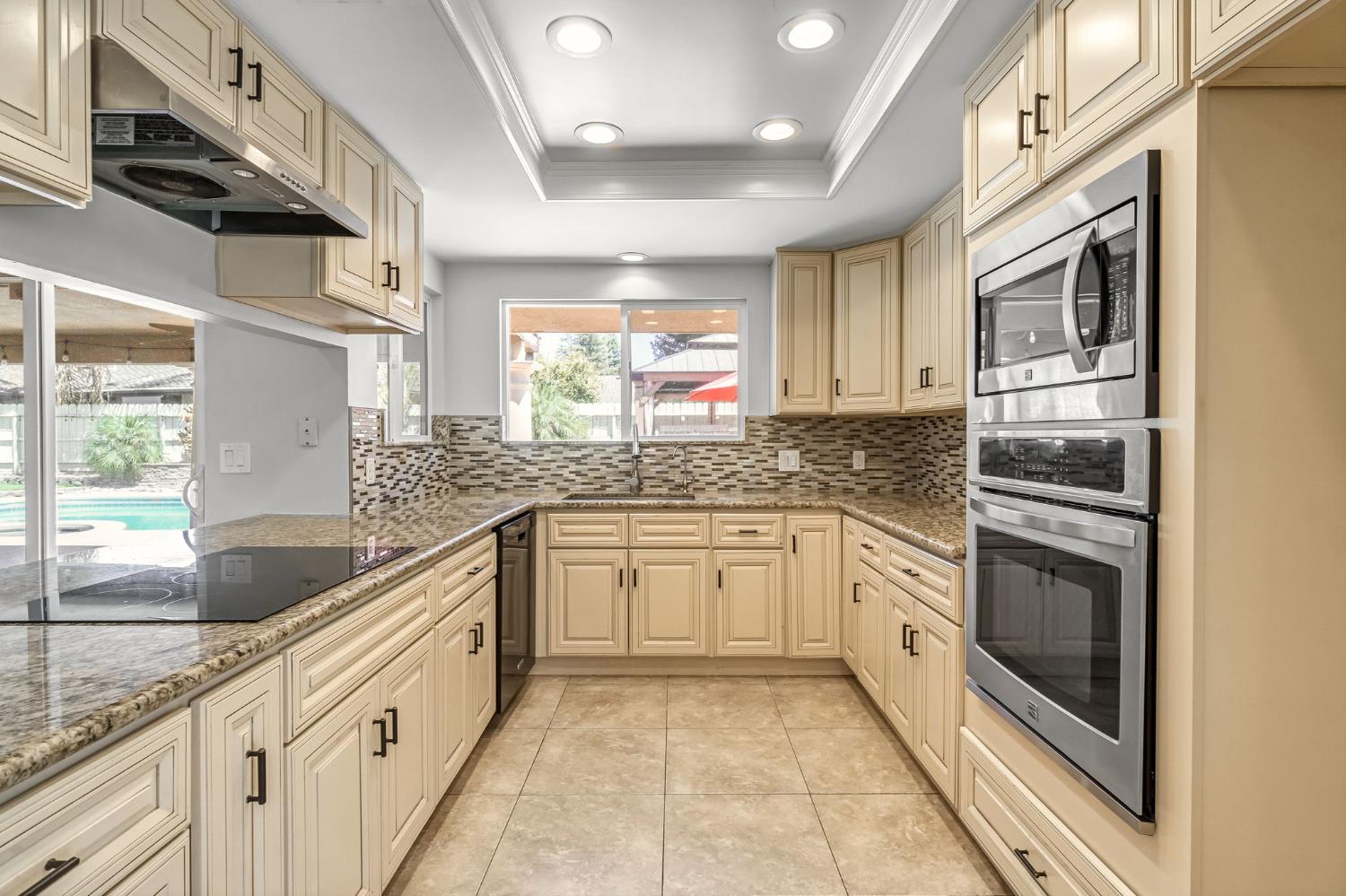 493 Timmy Ave, Clovis, CA 93612