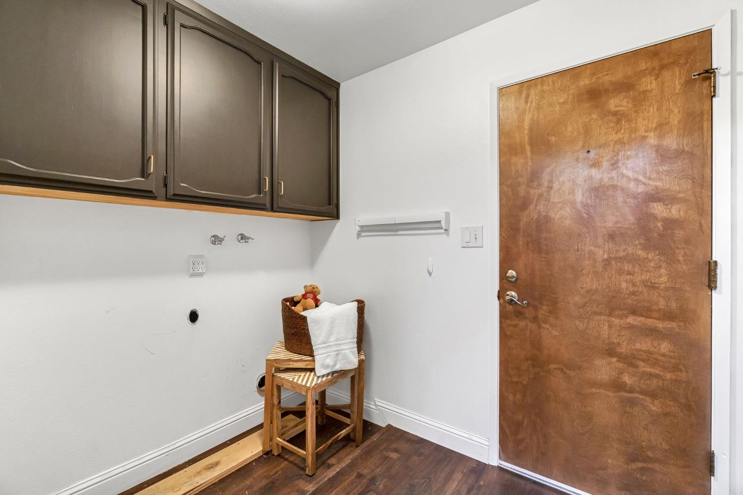 509 E Everglade Ave, Fresno, CA 93720