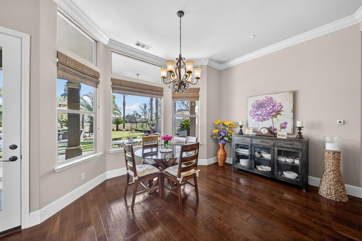 1783 E Clubhouse Dr, Fresno, CA 93730