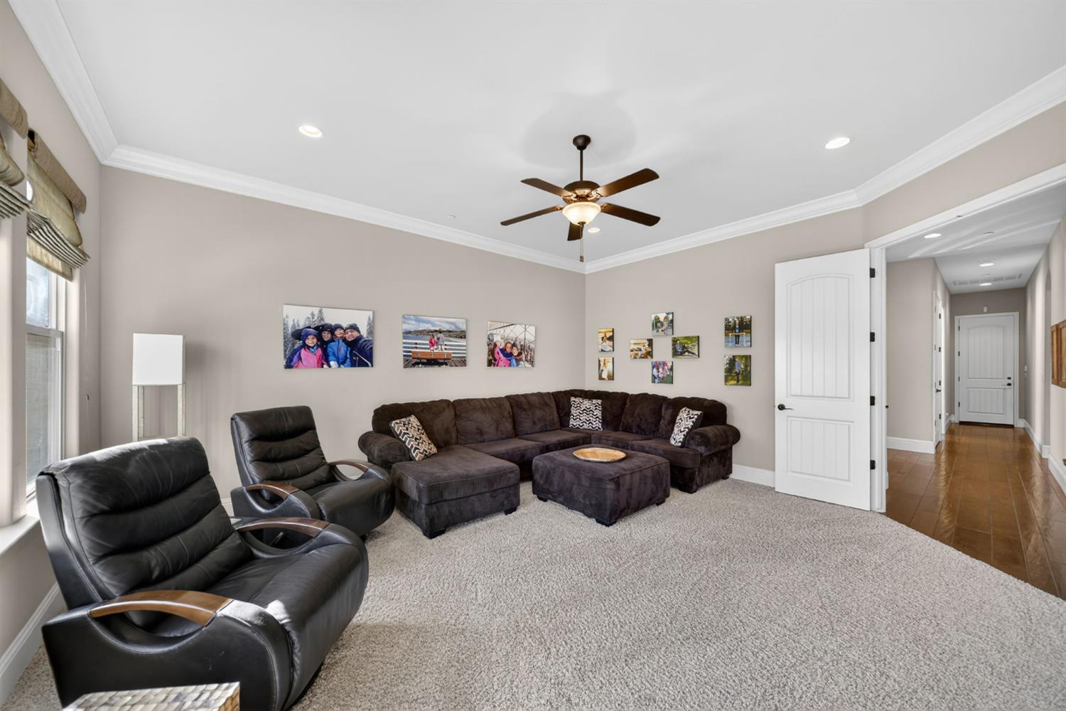 1783 E Clubhouse Dr, Fresno, CA 93730