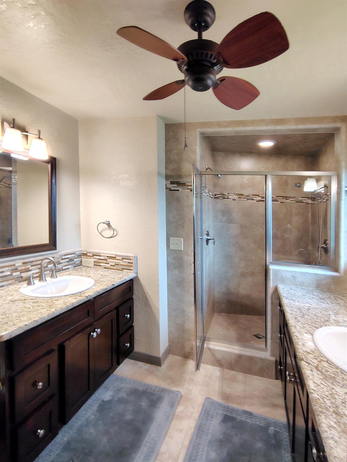 5795 E Butler, Fresno, CA 93727