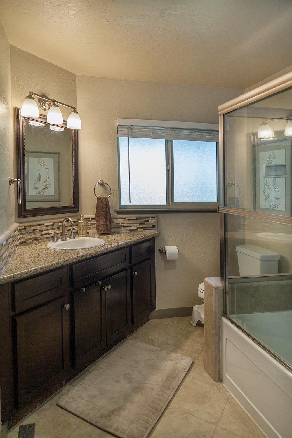 5795 E Butler, Fresno, CA 93727