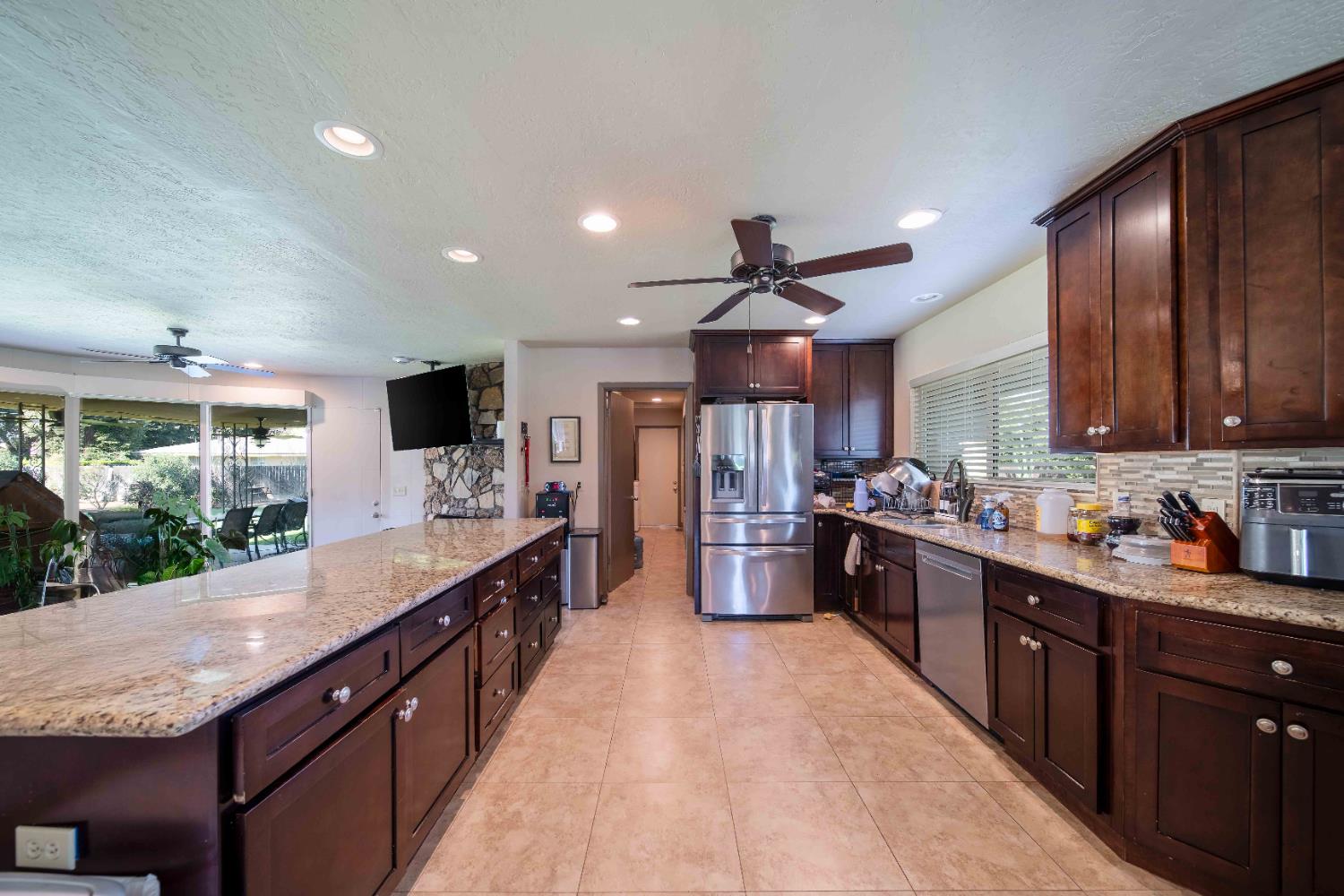 5795 E Butler, Fresno, CA 93727