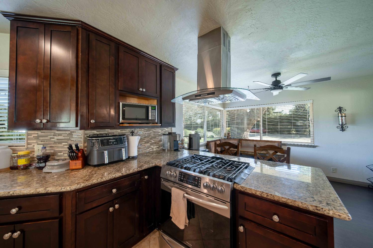 5795 E Butler, Fresno, CA 93727