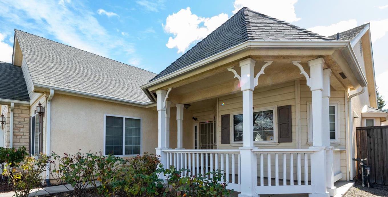 6525 E Raco Ave, Fresno, CA 93727