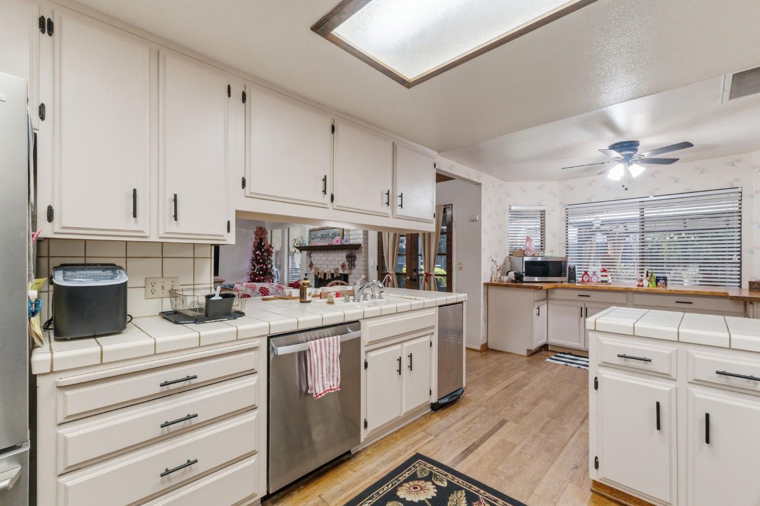 6479 N Blosser Ave, Fresno, CA 93711