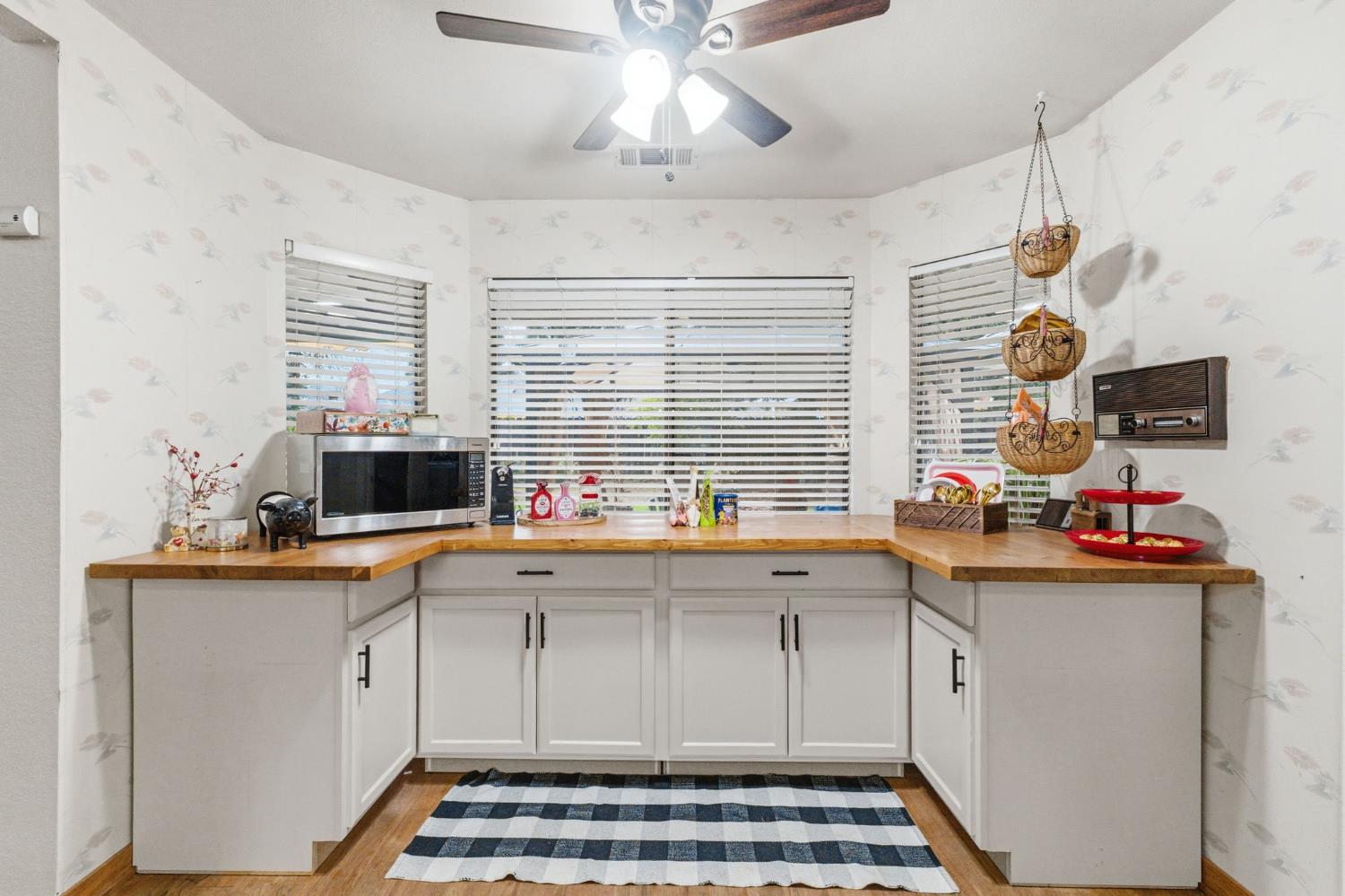 6479 N Blosser Ave, Fresno, CA 93711