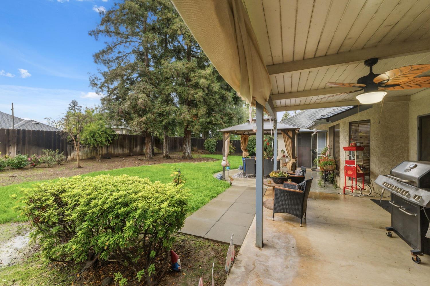 6479 N Blosser Ave, Fresno, CA 93711