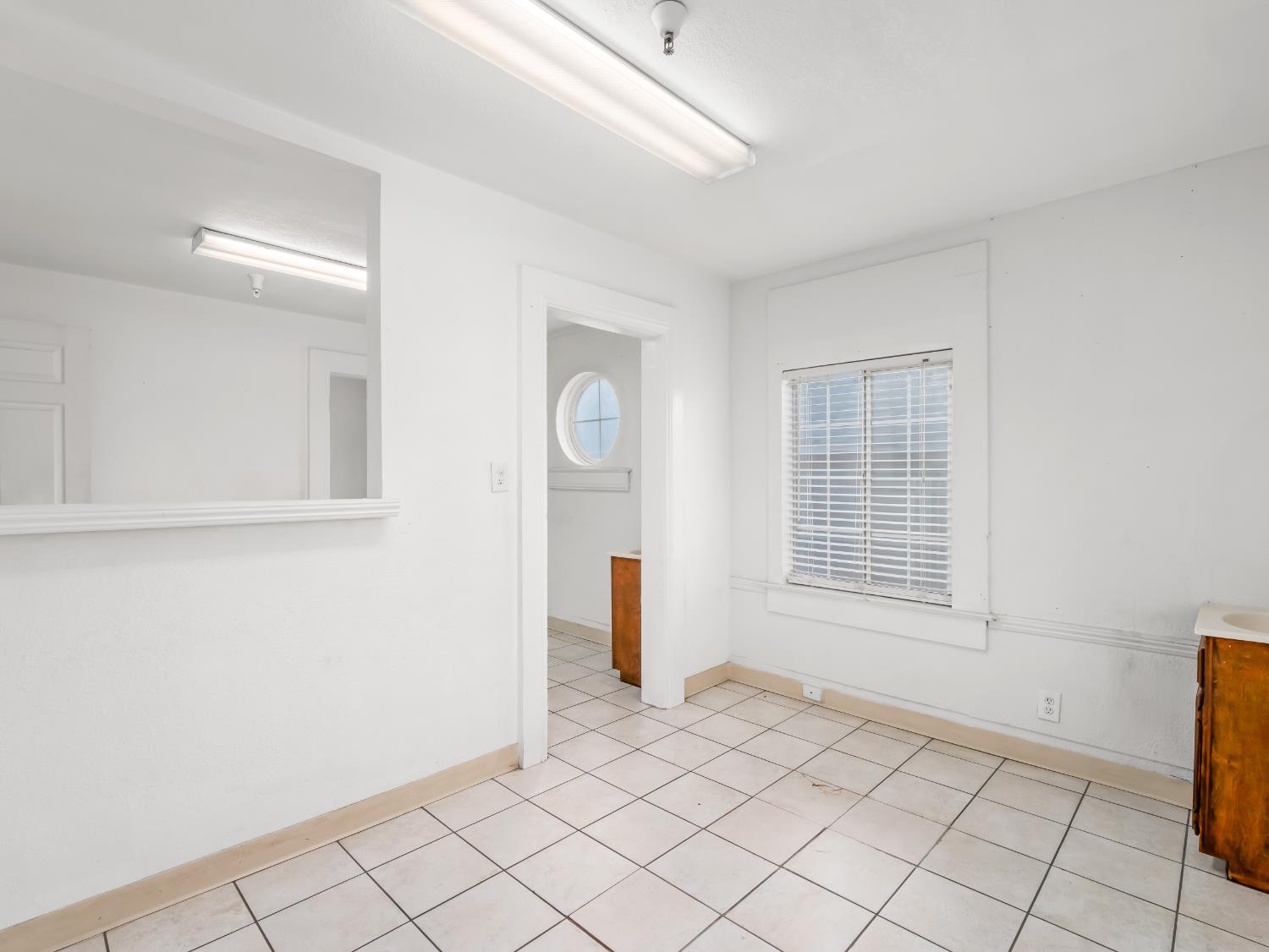 2624 E olive, Fresno, CA 93701