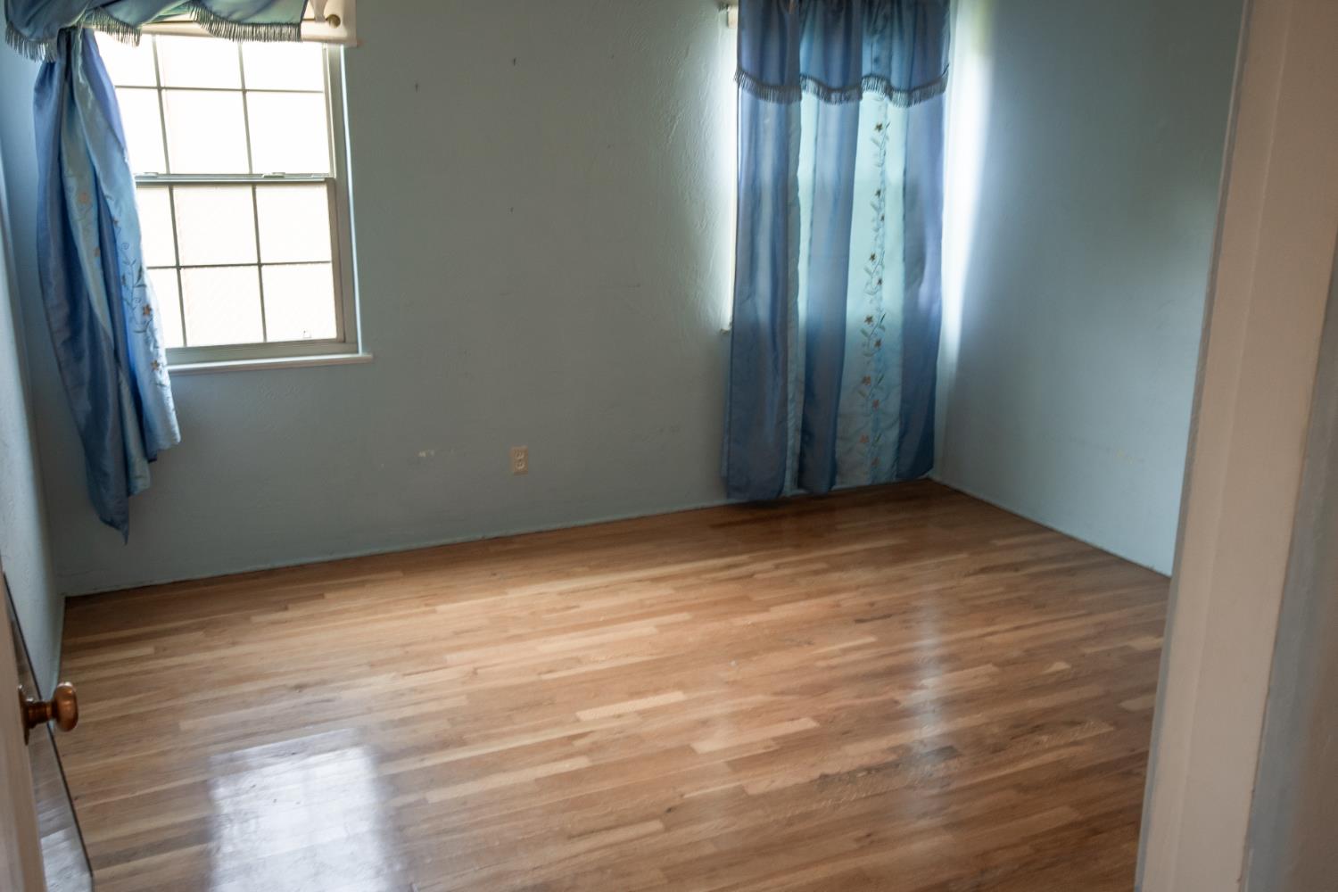 22750 White Ave, Strathmore, CA 93267