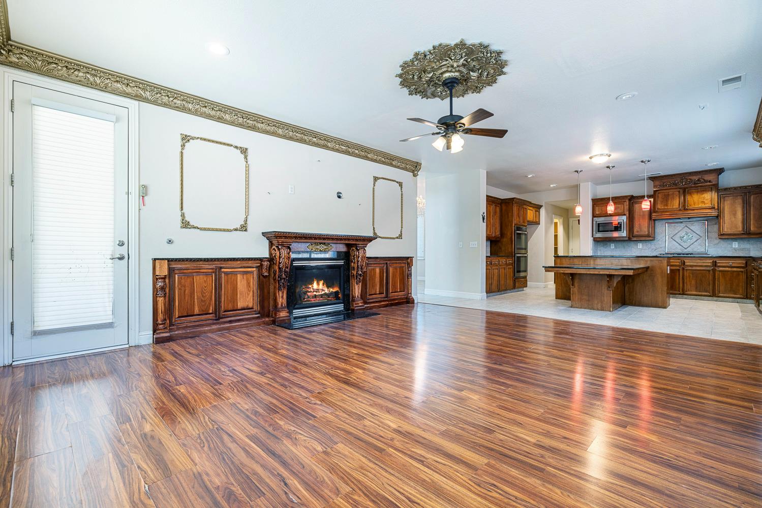 8420 N Ann Ave, Fresno, CA 93720