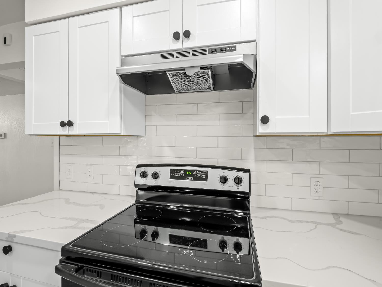 2855 Adler Ave, Clovis, CA 93612