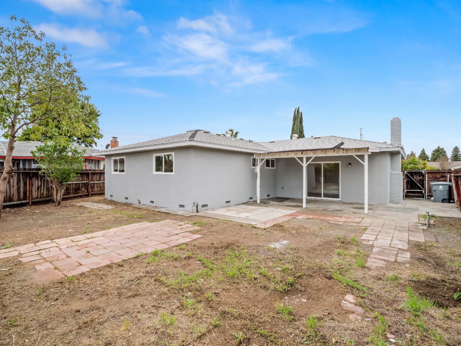 2855 Adler Ave, Clovis, CA 93612