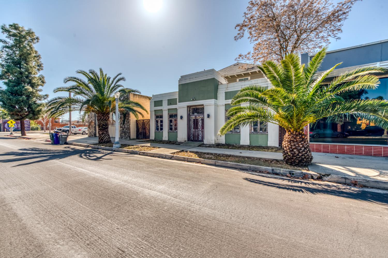 1821 Van Ness Ave, Fresno, CA 93721