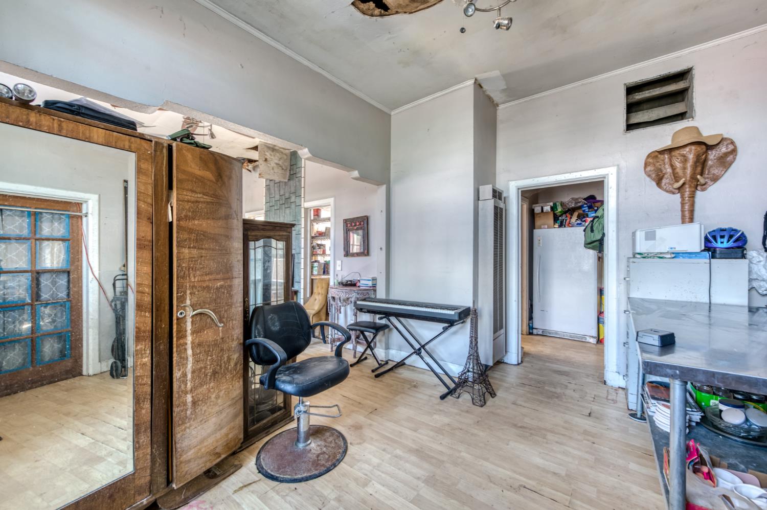 1821 Van Ness Ave, Fresno, CA 93721