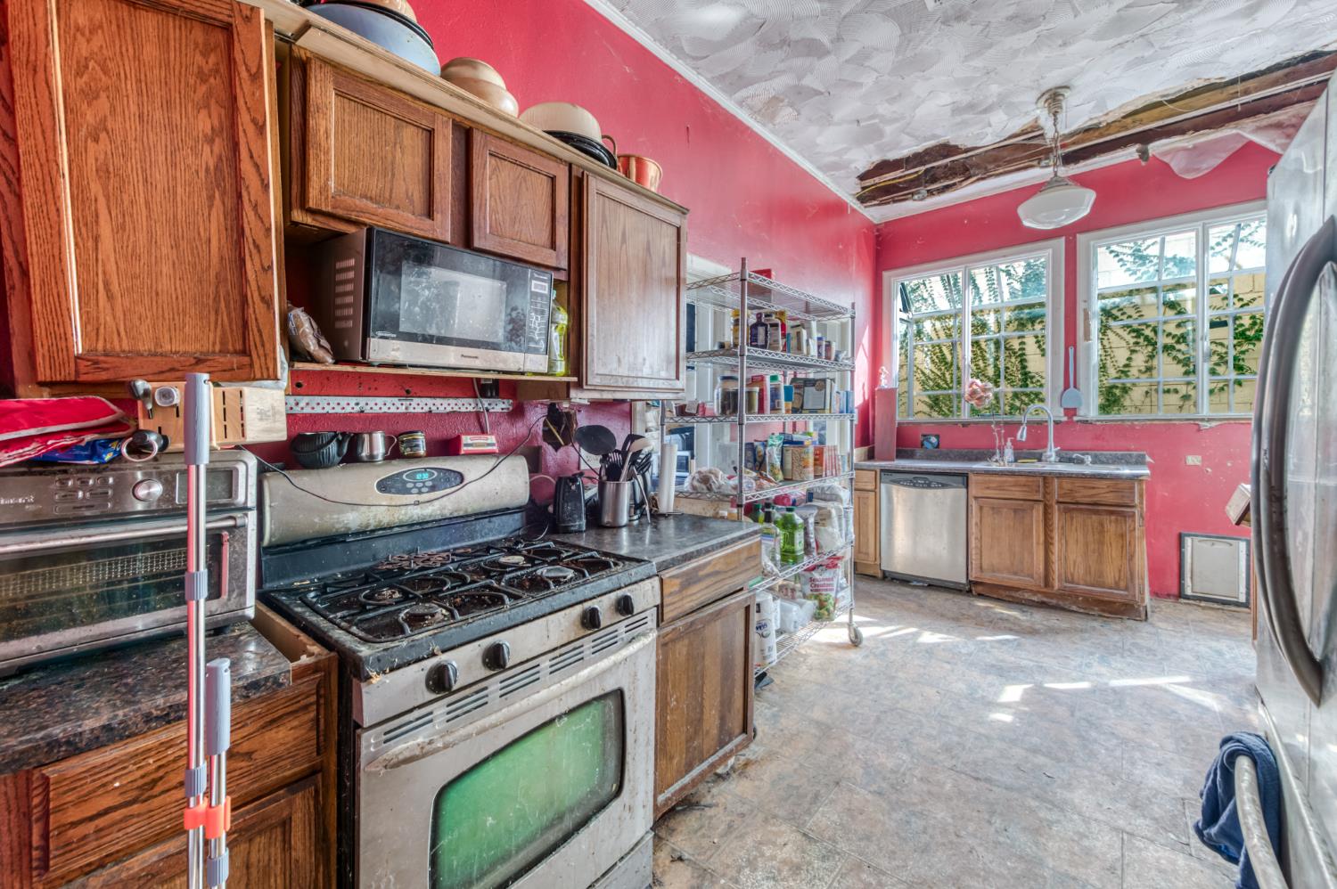 1821 Van Ness Ave, Fresno, CA 93721