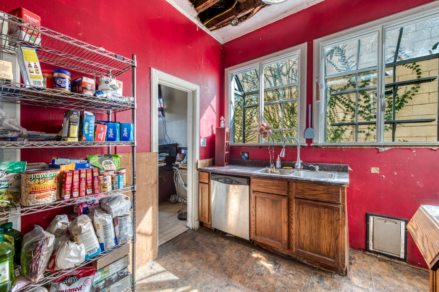 1821 Van Ness Ave, Fresno, CA 93721