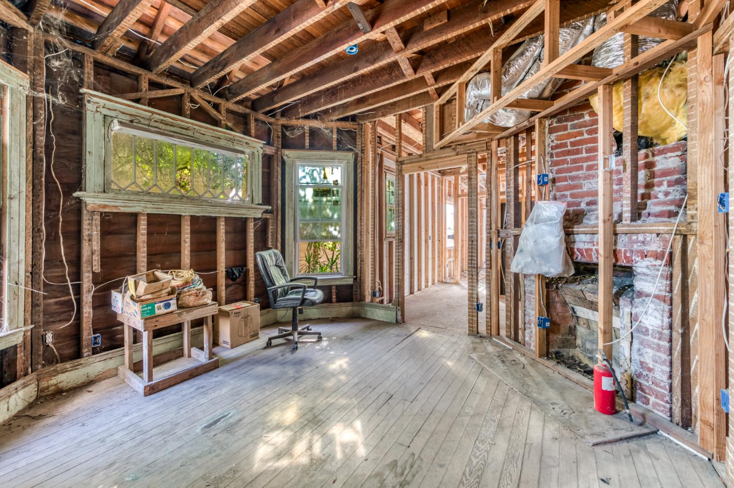 1821 Van Ness Ave, Fresno, CA 93721