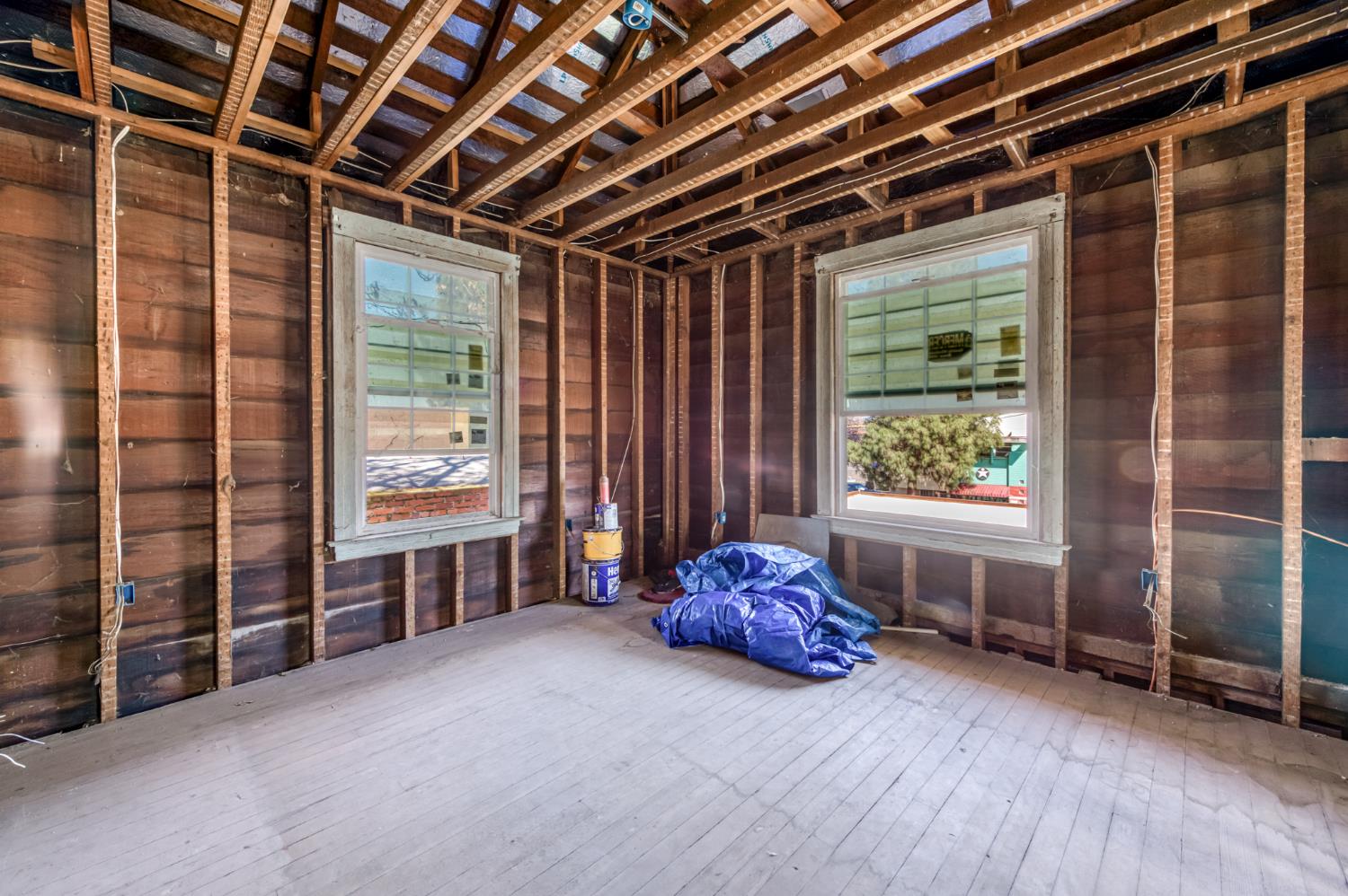 1821 Van Ness Ave, Fresno, CA 93721