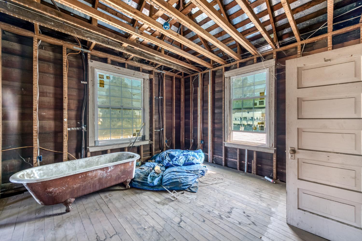 1821 Van Ness Ave, Fresno, CA 93721