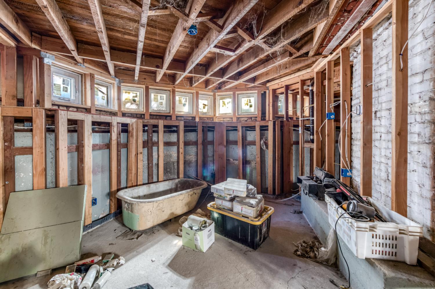 1821 Van Ness Ave, Fresno, CA 93721