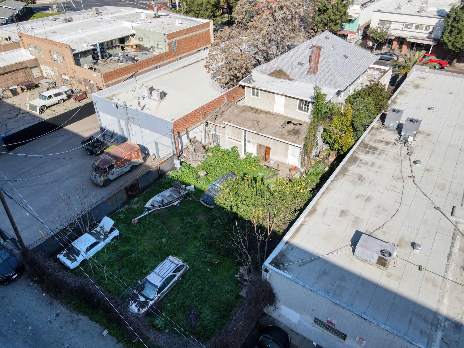 1821 Van Ness Ave, Fresno, CA 93721