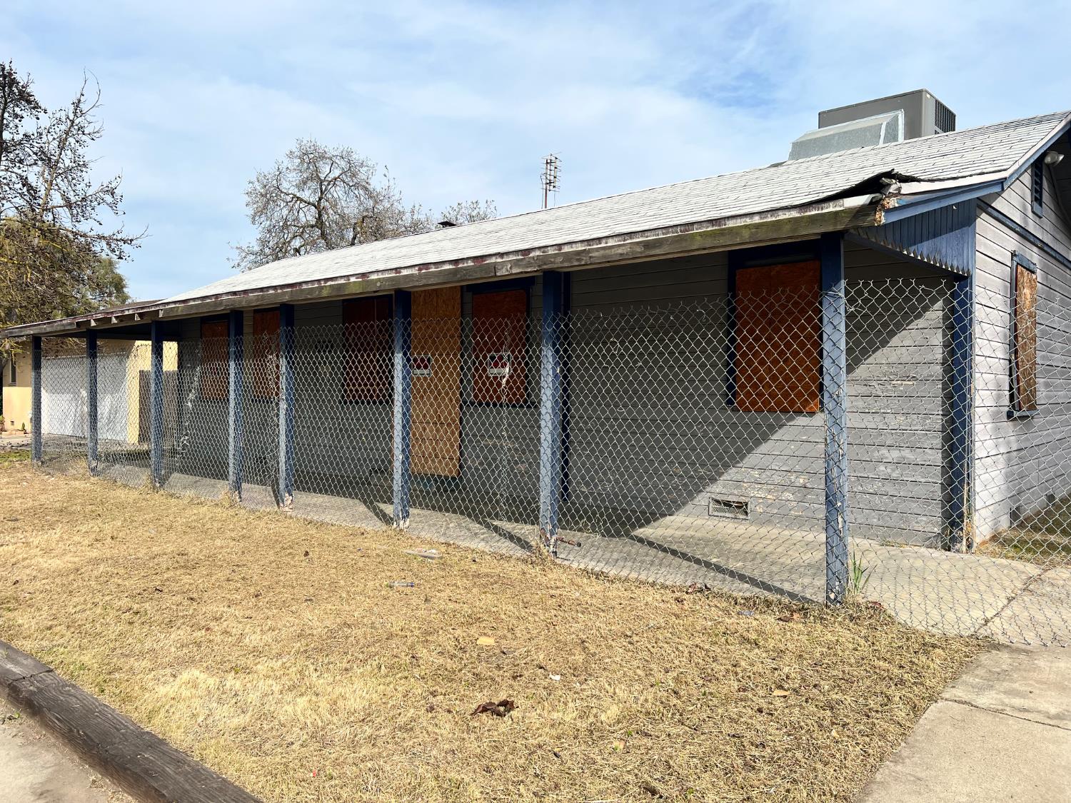 5172 N Maroa Ave, Fresno, CA 93704