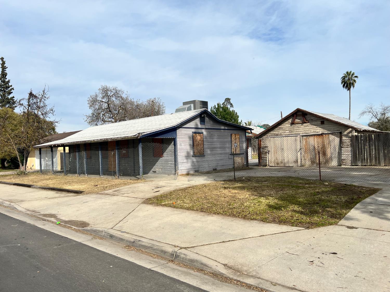 5172 N Maroa Ave, Fresno, CA 93704
