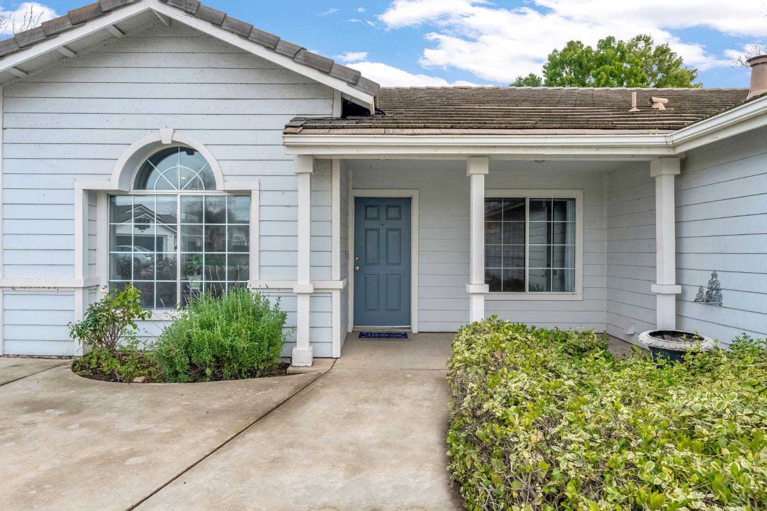 2746 Beverly Ave, Clovis, CA 93611