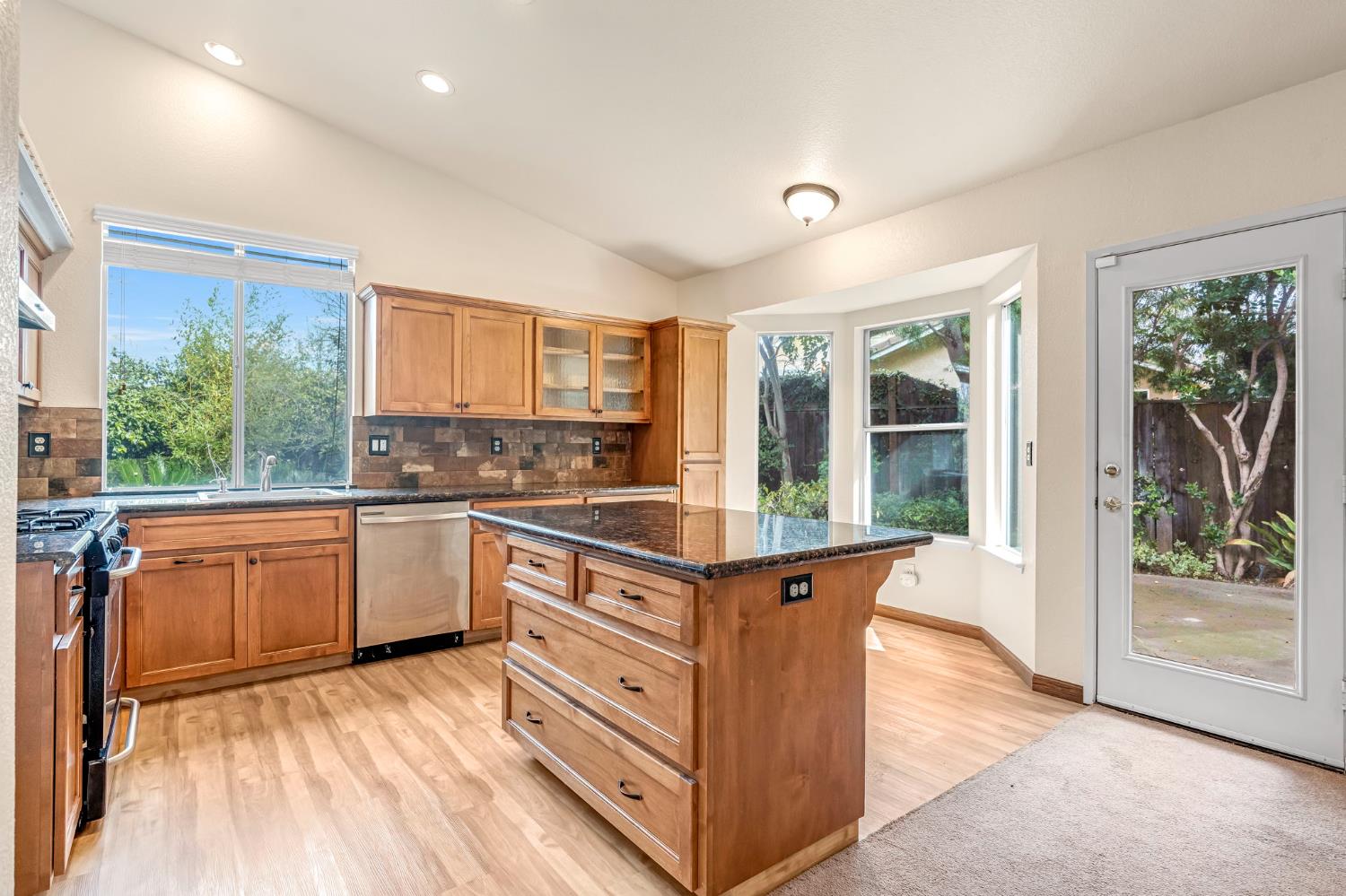 2746 Beverly Ave, Clovis, CA 93611