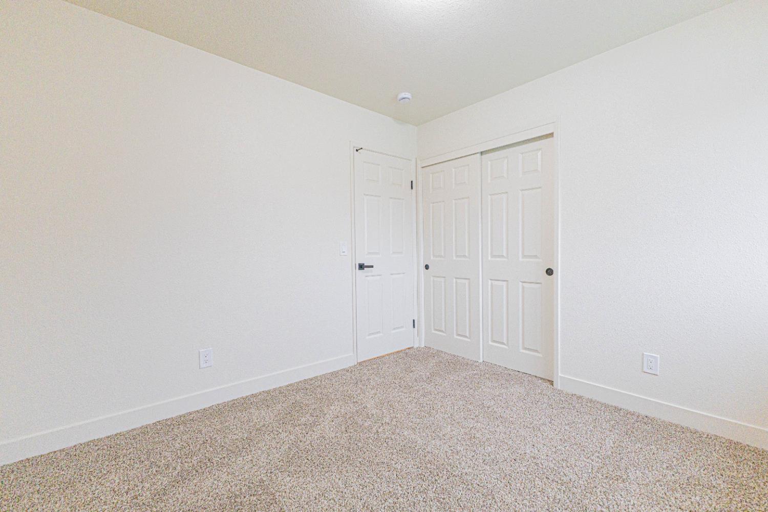 715 Rosehill Dr, Chowchilla, CA 93610