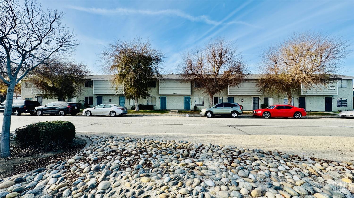 2909 S Chester, Bakersfield, CA 93304