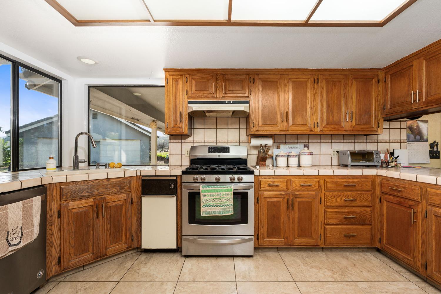 39500 Millwood #C, Woodlake, CA 93286